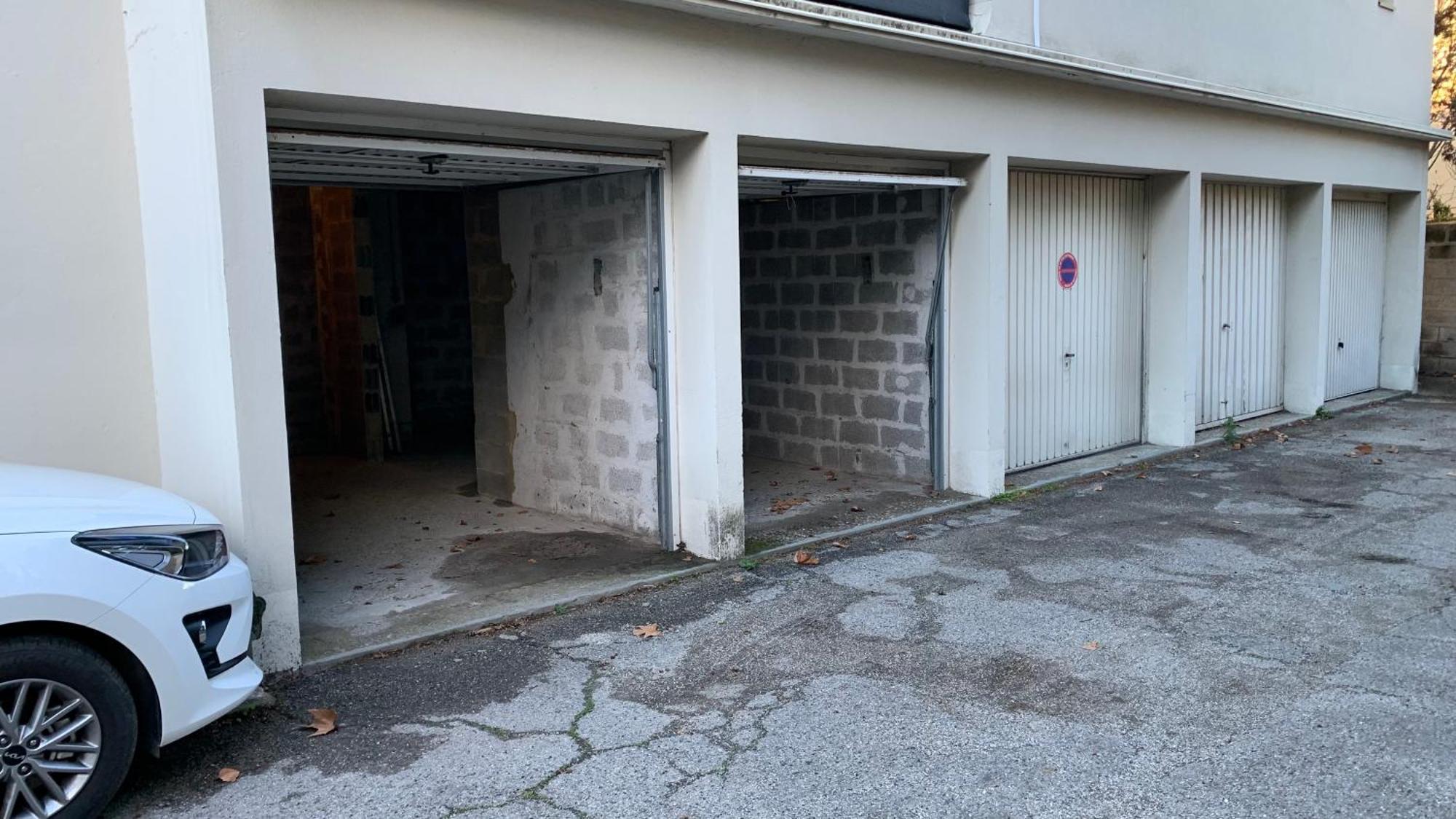 Apartamento Au Calme De L'Iris - Clim - Garage - Wifi - Tramway Aviñón Exterior foto