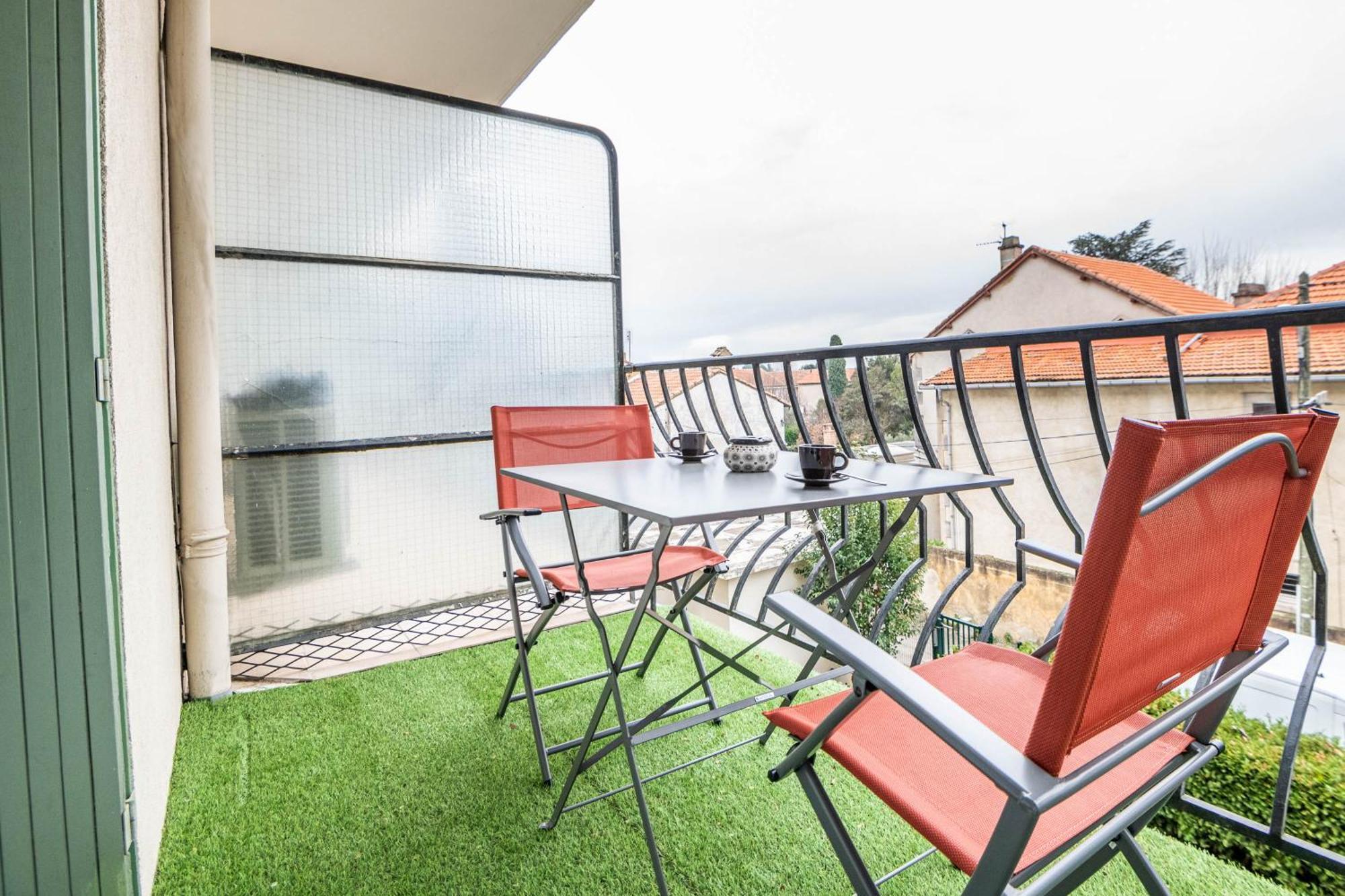 Apartamento Au Calme De L'Iris - Clim - Garage - Wifi - Tramway Aviñón Exterior foto